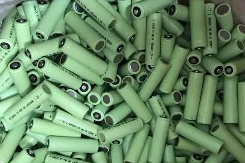 ㊣东台东台收废弃叉车蓄电池㊣锂电池回收处理价格㊣附近回收三元锂电池
